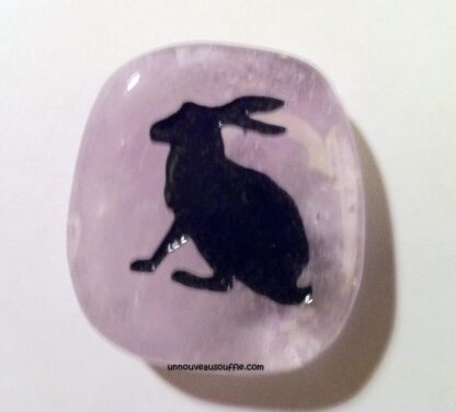 pierre-totem-lapin
