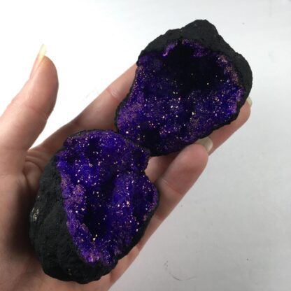 Calcite teinte Mauve - géode