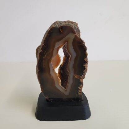 Agate géode sur base de bois