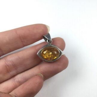 Pendentif ambre