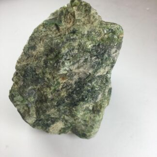 Diopside verte - base coupée