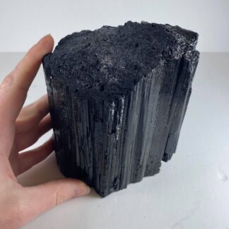 Tourmaline noire brute - base coupée