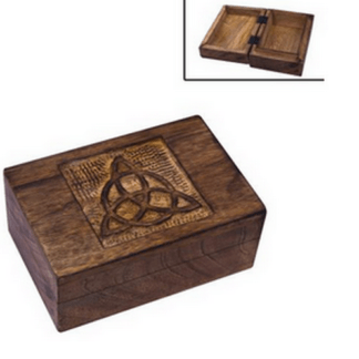 Boite en bois Triquetra