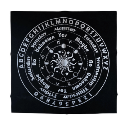 tapis noir pour pendule