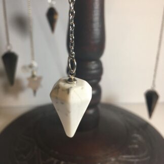pendule howlite